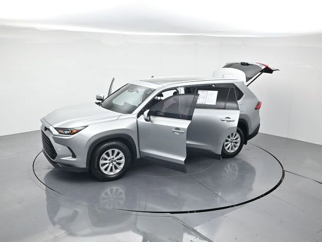 Used 2024 Toyota Grand Highlander XLE image 45