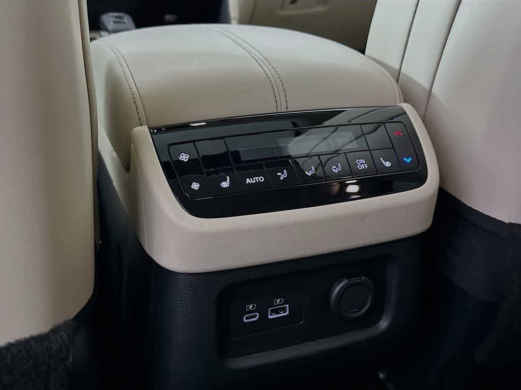 Used 2024 INFINITI QX60 Luxe AWD/4WD image 13