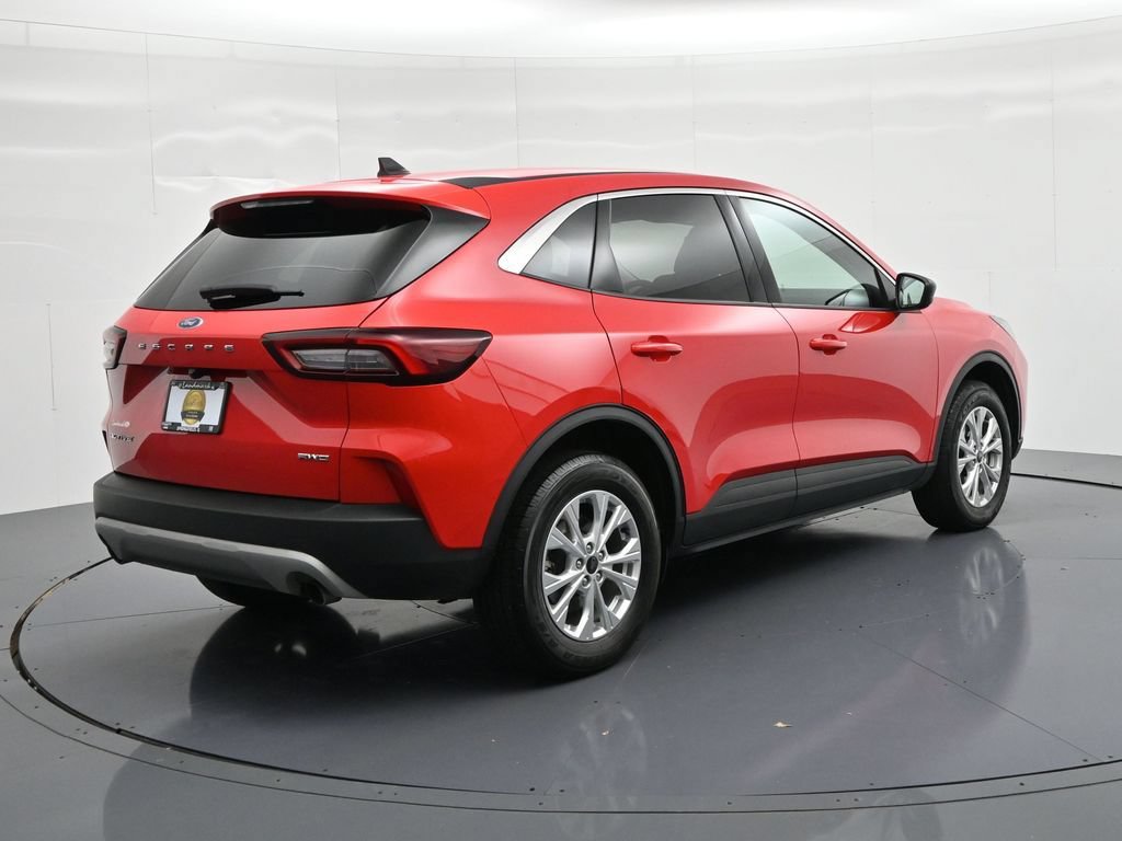 Certified 2024 Ford Escape Active AWD/4WD image 6