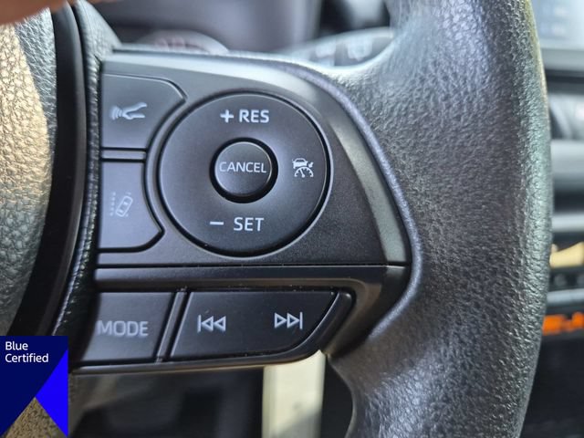 Used 2021 Toyota RAV4 LE FWD image 19