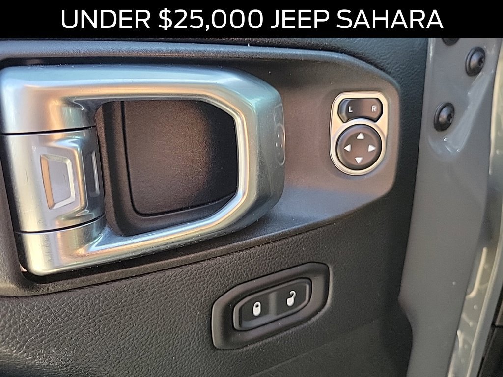 Used 2019 Jeep Wrangler Unlimited Sahara AWD/4WD image 20