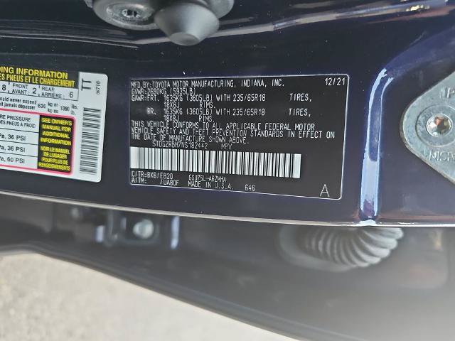 Used 2022 Toyota Highlander XLE AWD/4WD image 35