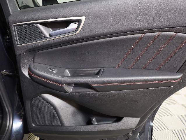 Certified 2024 Ford Edge ST-Line AWD/4WD image 30