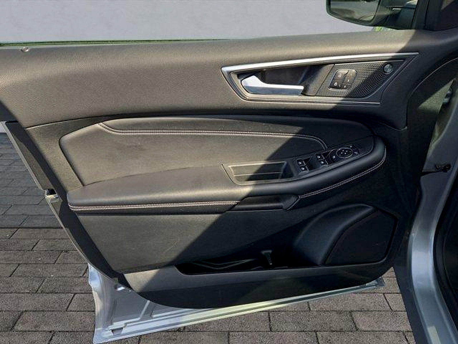Certified 2023 Ford Edge Titanium w/ Class II Trailer Tow Package AWD/4WD image 10