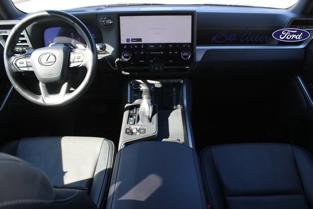 Used 2024 Lexus GX 550 w/ Accessory Package (31) AWD/4WD image 17