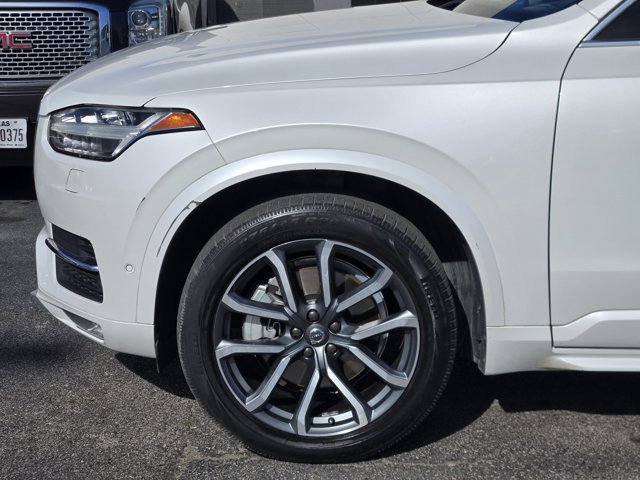 Used 2017 Volvo XC90 T6 Momentum w/ Vision Package image 8