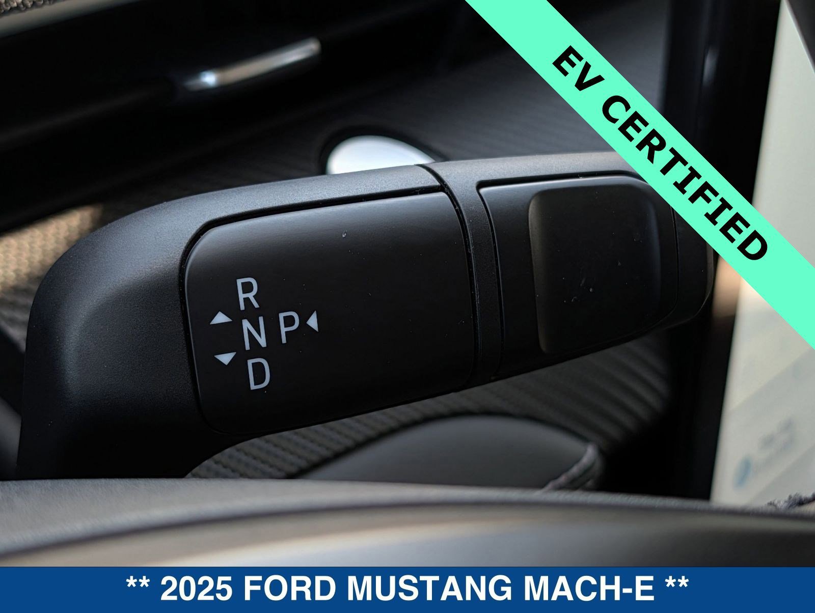Certified 2025 Ford Mustang Mach-E Premium image 33