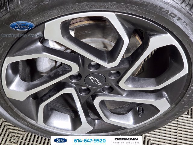 Used 2024 Chevrolet Trax RS w/ Sunroof Package FWD image 12