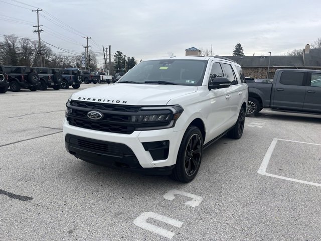 Certified 2022 Ford Expedition Limited image 6
