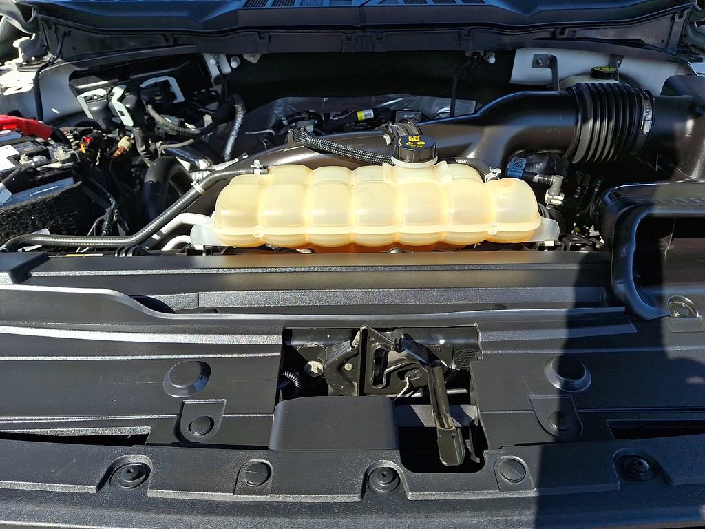 Certified 2021 Ford F150 Lariat w/ Equipment Group 502A High image 29