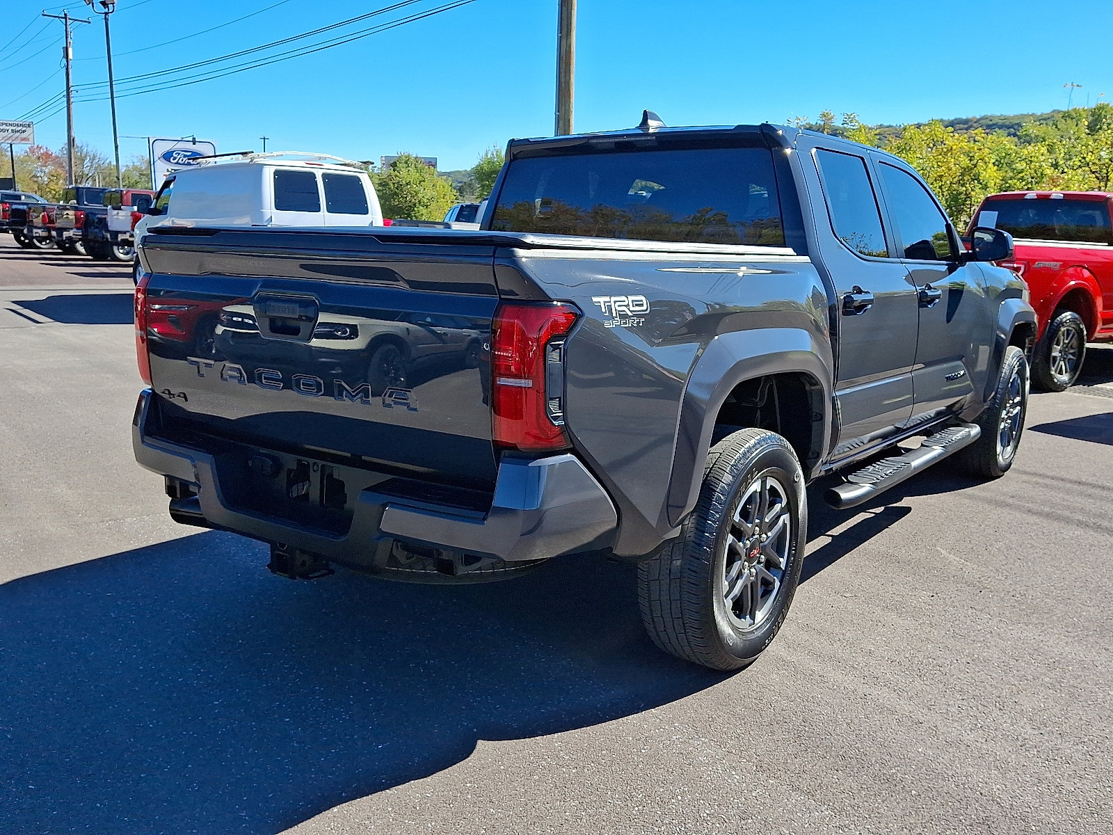 Used 2025 Toyota Tacoma TRD Sport image 10
