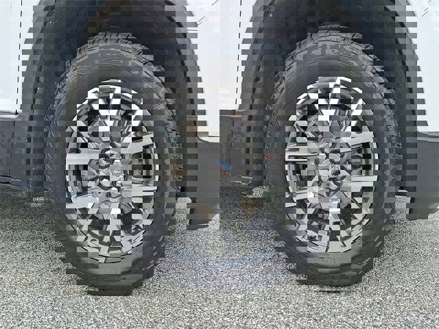 Used 2023 GMC Acadia SLE w/ Driver Convenience Package image 20