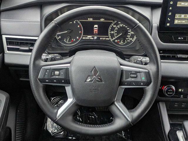 Used 2025 Mitsubishi Outlander SE AWD/4WD image 25