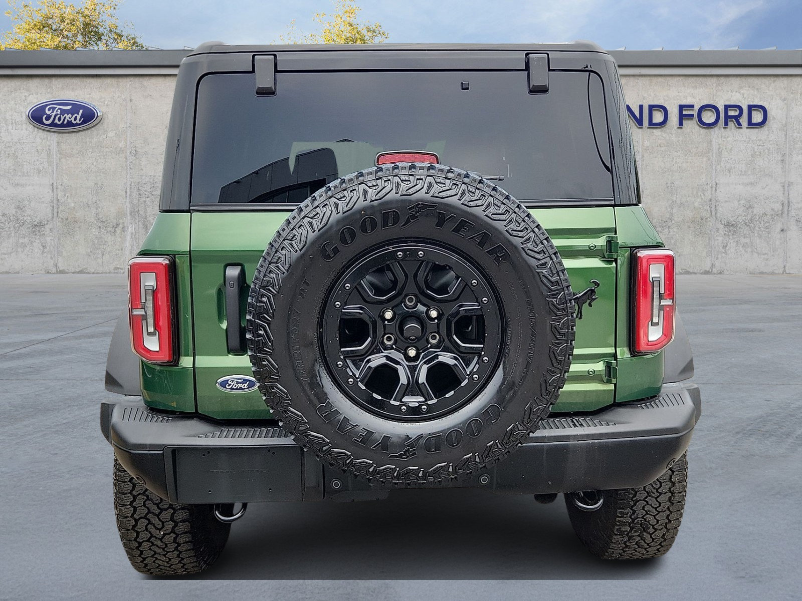 Certified 2025 Ford Bronco Badlands AWD/4WD image 5