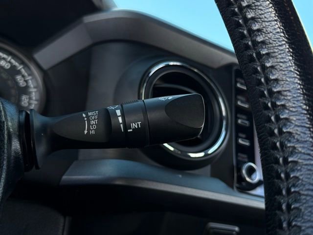 Used 2019 Toyota Tacoma TRD Off-Road w/ Technology Package image 23