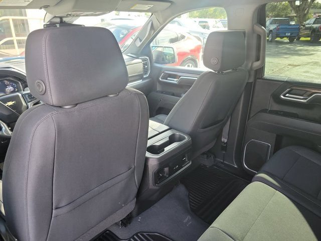 Used 2025 Chevrolet Silverado 1500 LT RWD image 15