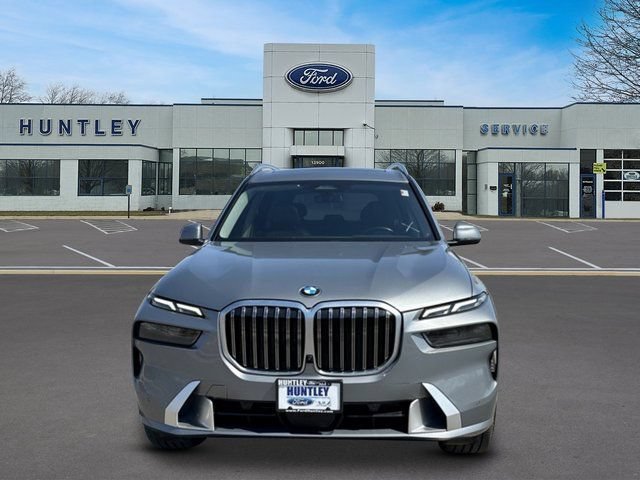 Used 2023 BMW X7 xDrive40i w/ Premium Package AWD/4WD image 2