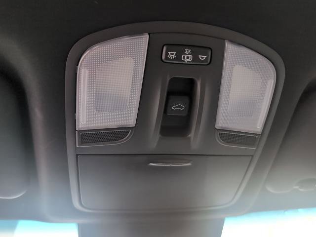 Used 2019 Hyundai Veloster Turbo Ultimate image 23