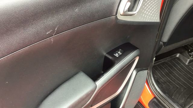 Used 2022 Kia Soul LX image 12