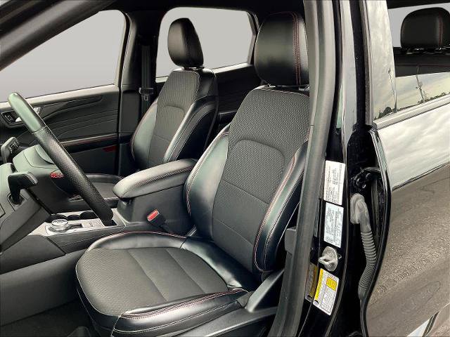 Certified 2024 Ford Escape ST-Line w/ Tech Pack #1 AWD/4WD image 23