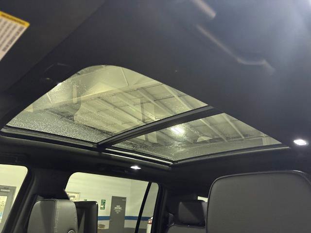 Used 2023 GMC Yukon XL Denali w/ Denali Reserve Package image 20