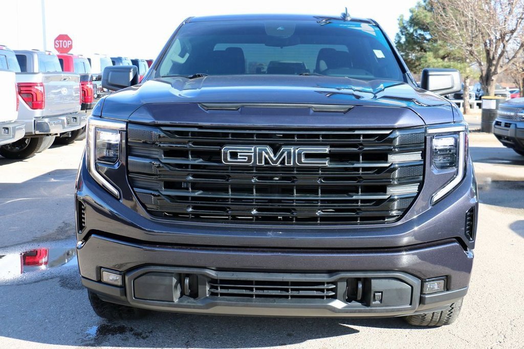 Used 2024 GMC Sierra 1500 Elevation image 3