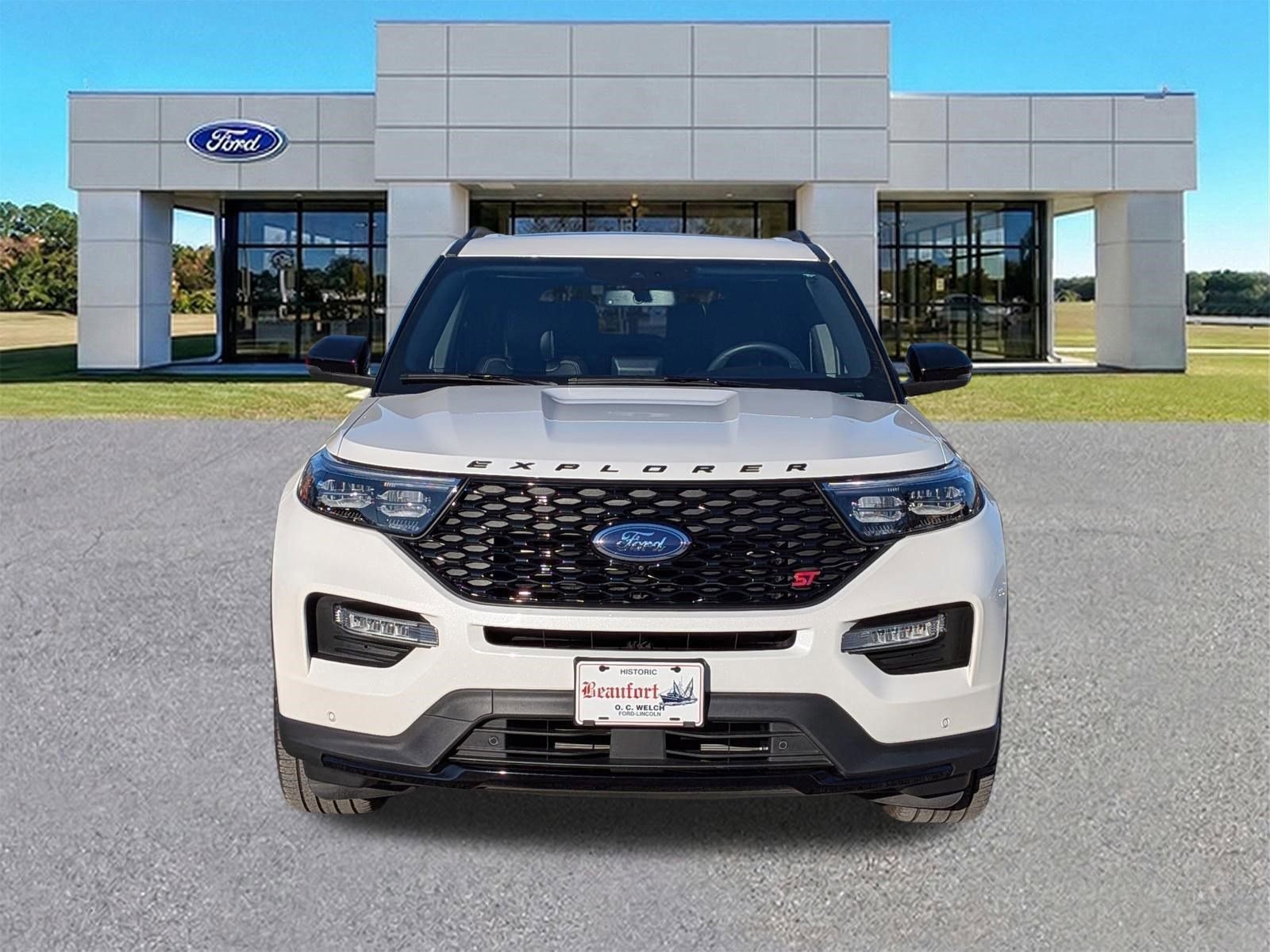 Certified 2024 Ford Explorer ST w/ Equipment Group 401A image 9