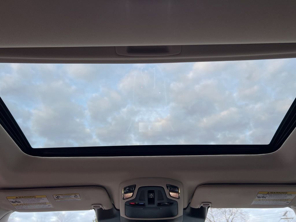 Used 2023 Subaru Outback Touring XT w/ Popular Package #2 image 30