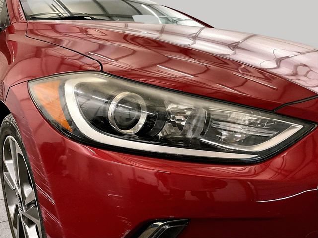 Used 2017 Hyundai Elantra Limited w/ Limited Tech Package 08 FWD image 27