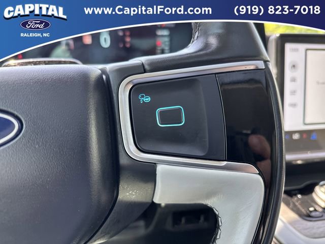 Certified 2025 Ford Expedition Max Platinum w/ Driver's Package AWD/4WD image 27