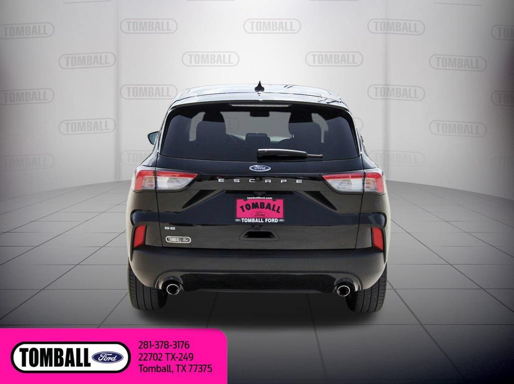 Certified 2022 Ford Escape SE w/ SE Sport Appearance Package FWD image 7