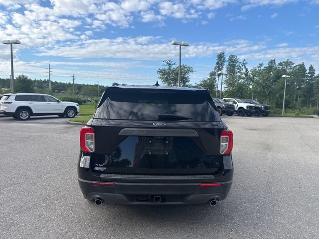 Certified 2021 Ford Explorer XLT w/ Equipment Group 202A RWD image 5