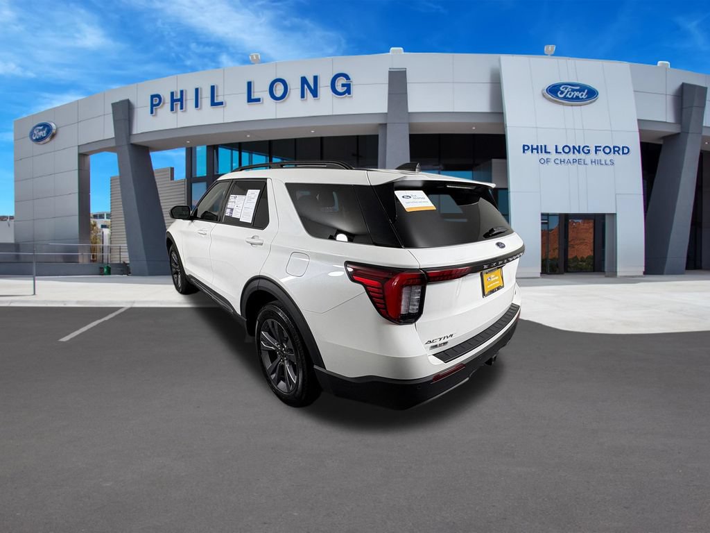 Certified 2025 Ford Explorer Active w/ Active Comfort Package AWD/4WD image 3