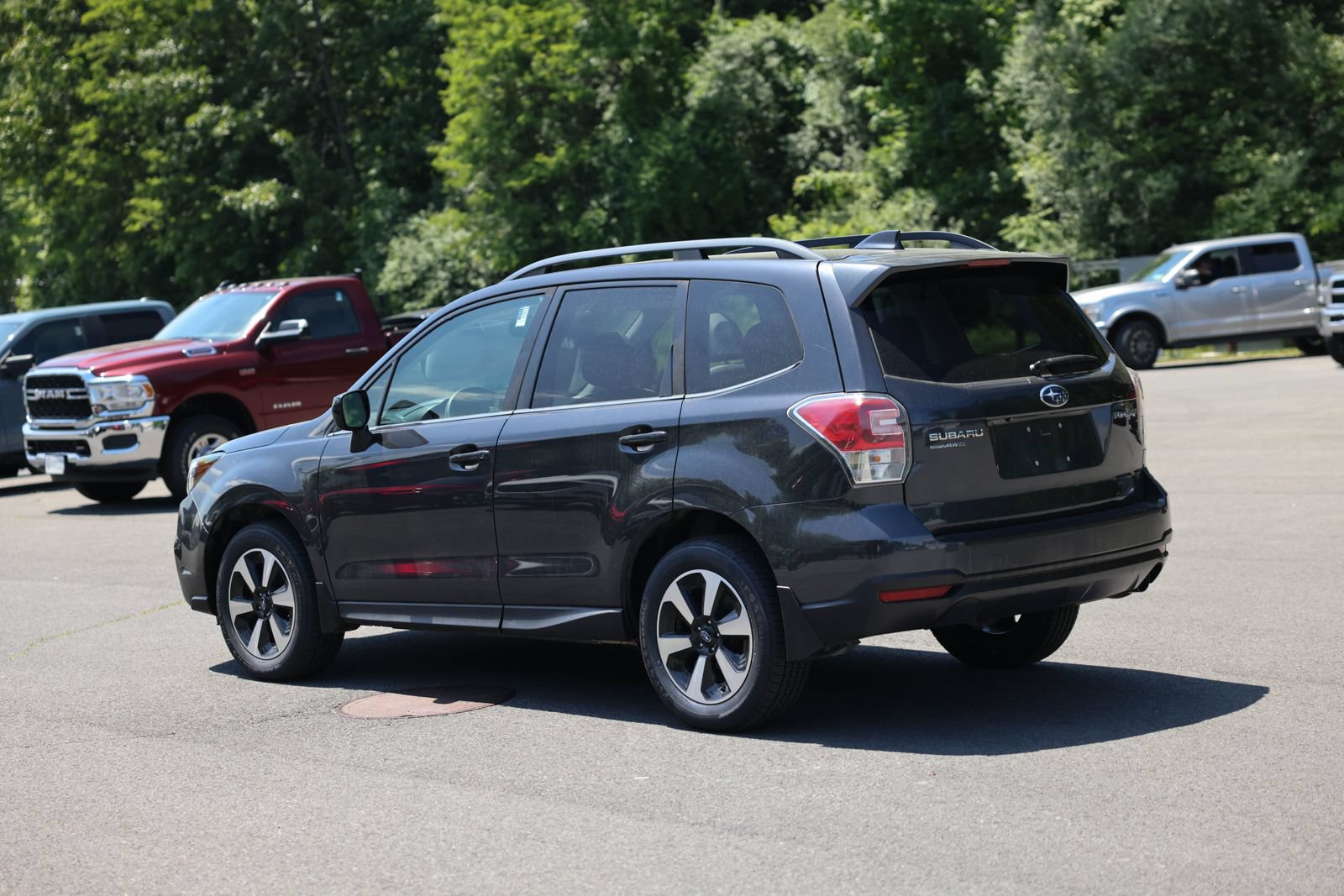 Used 2018 Subaru Forester 2.5i Limited AWD/4WD image 3