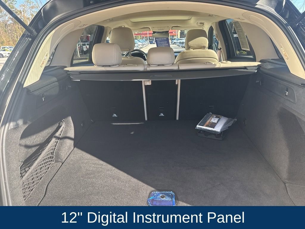 Used 2022 Mercedes-Benz GLC 300 image 8