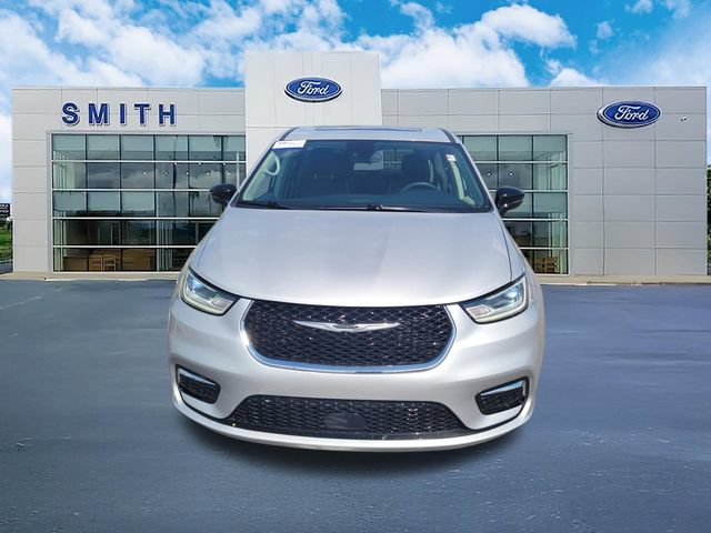 Used 2024 Chrysler Pacifica Limited