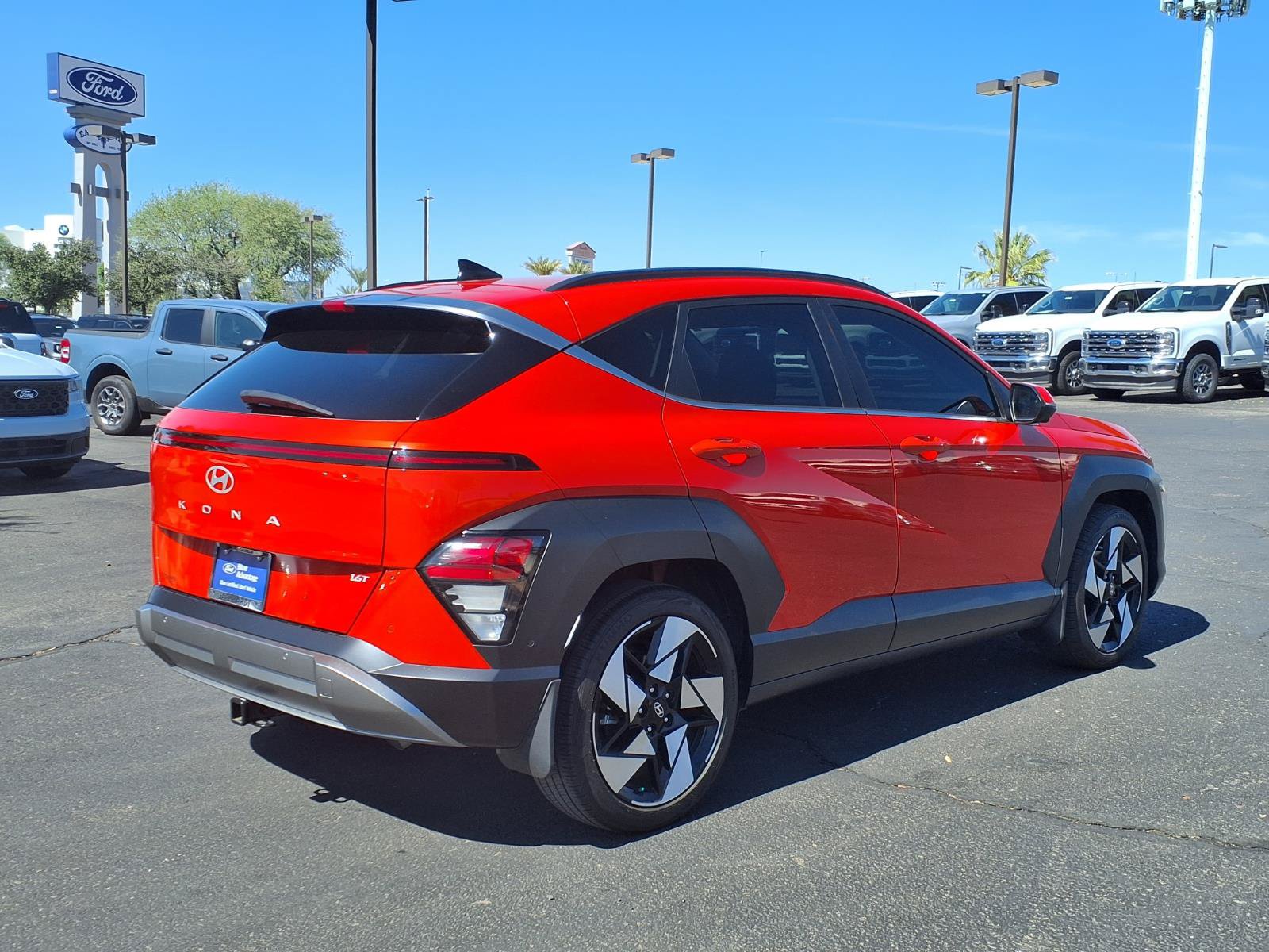 Used 2024 Hyundai Kona Limited FWD image 6