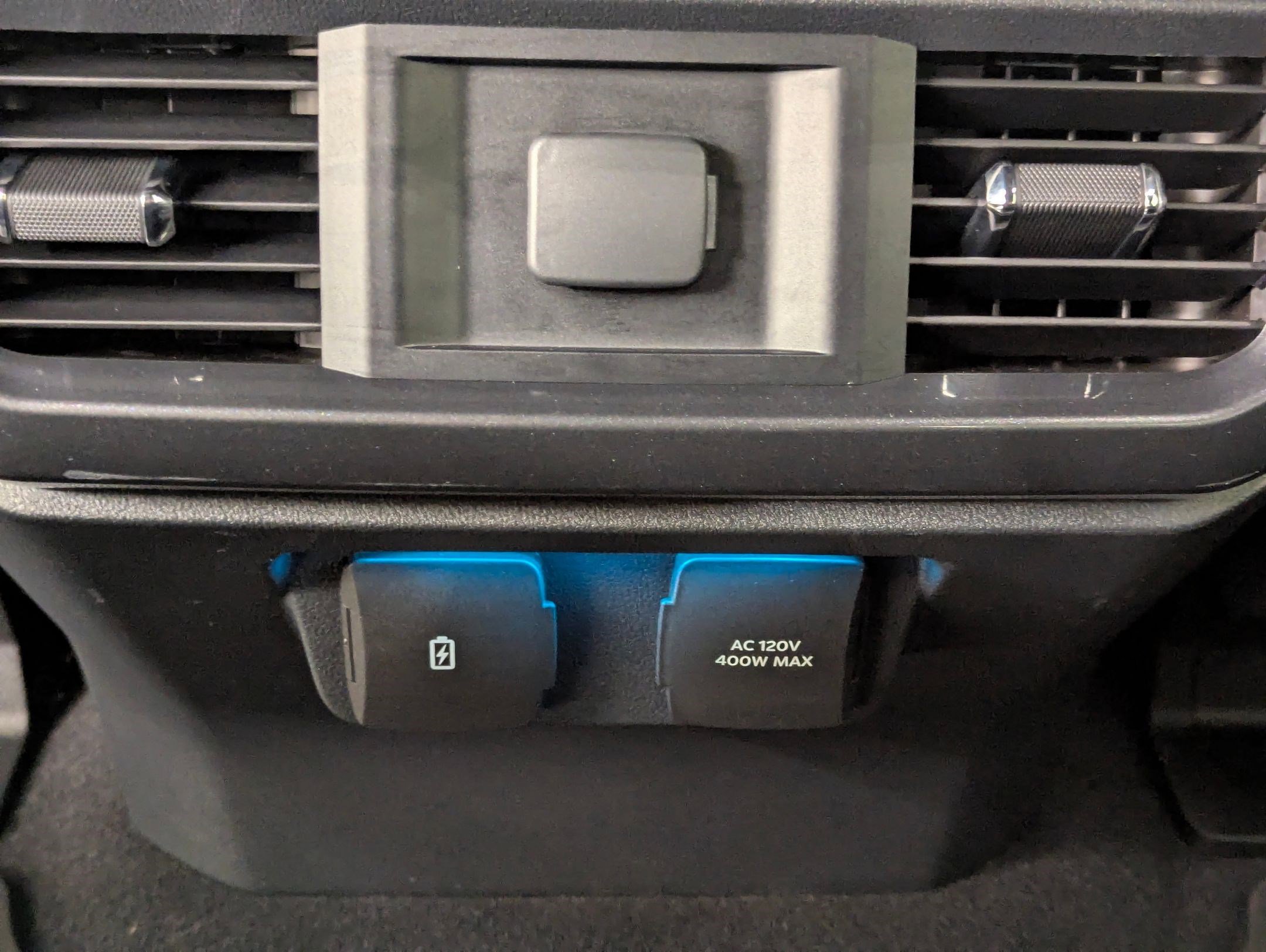 Certified 2023 Ford F150 XLT w/ Equipment Group 302A High image 25