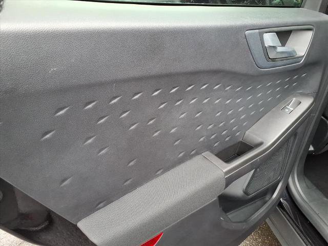 Certified 2020 Ford Escape SE image 21