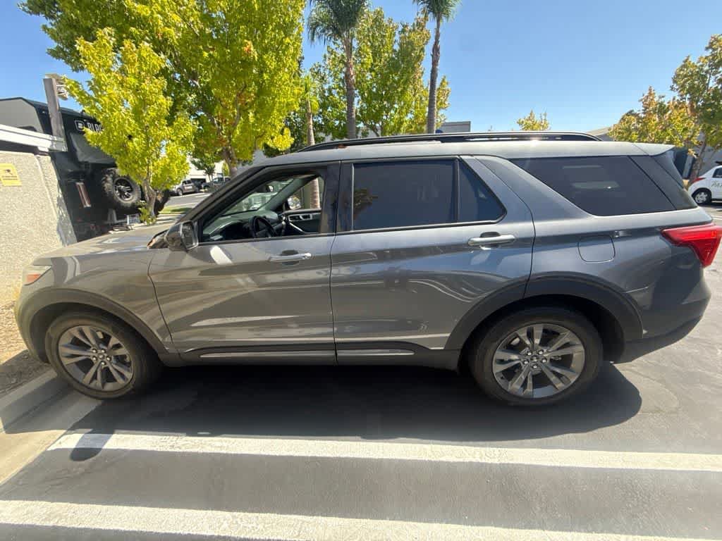 Certified 2023 Ford Explorer XLT w/ Equipment Group 202A RWD image 2