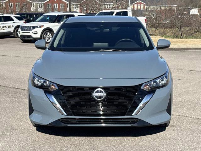 Used 2025 Nissan Sentra SV image 2