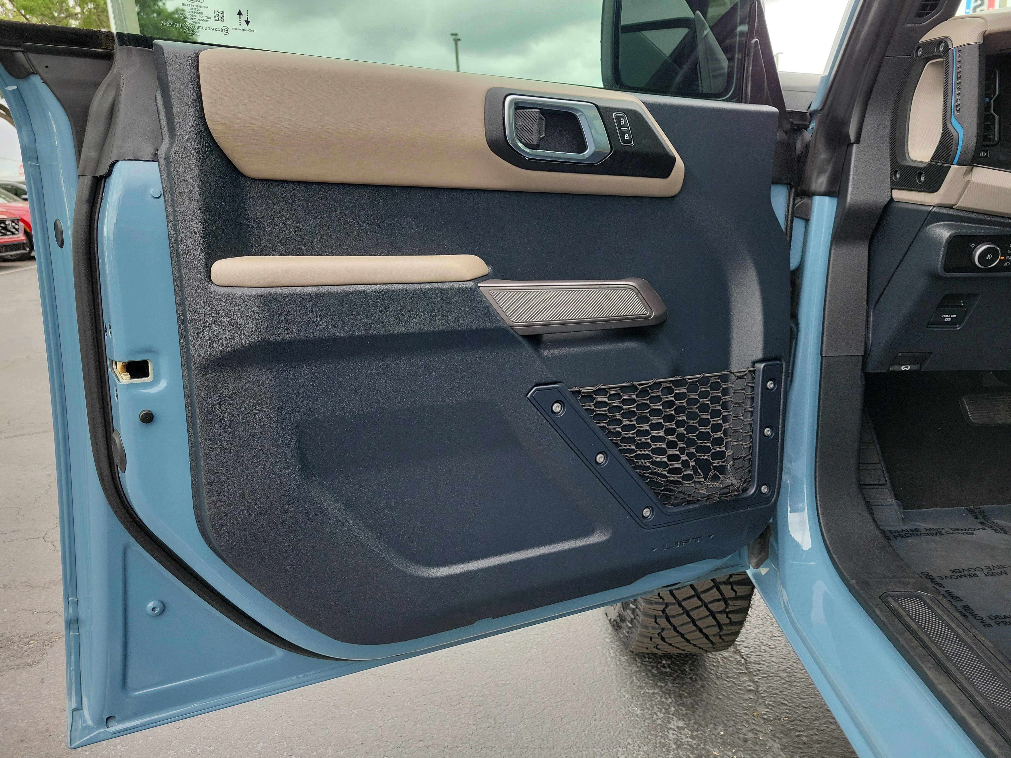 Certified 2023 Ford Bronco Wildtrak image 17