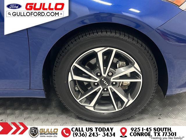 Used 2023 Kia Forte LXS FWD image 31
