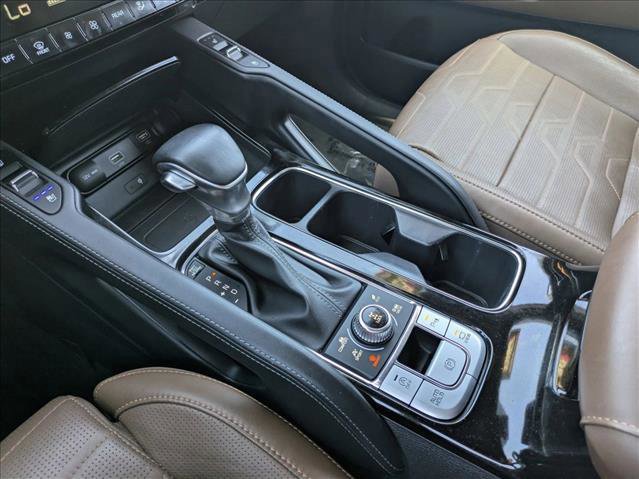 Used 2022 Kia Telluride SX w/ SX Prestige Package AWD/4WD image 12