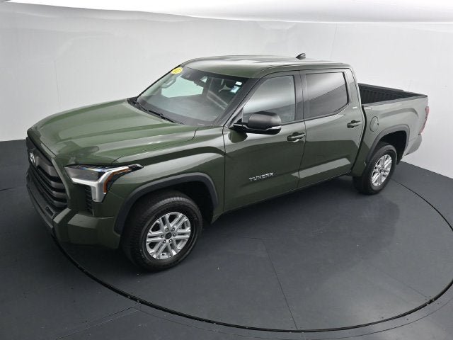 Used 2023 Toyota Tundra SR5 w/ SR5 Premium Package AWD/4WD image 29