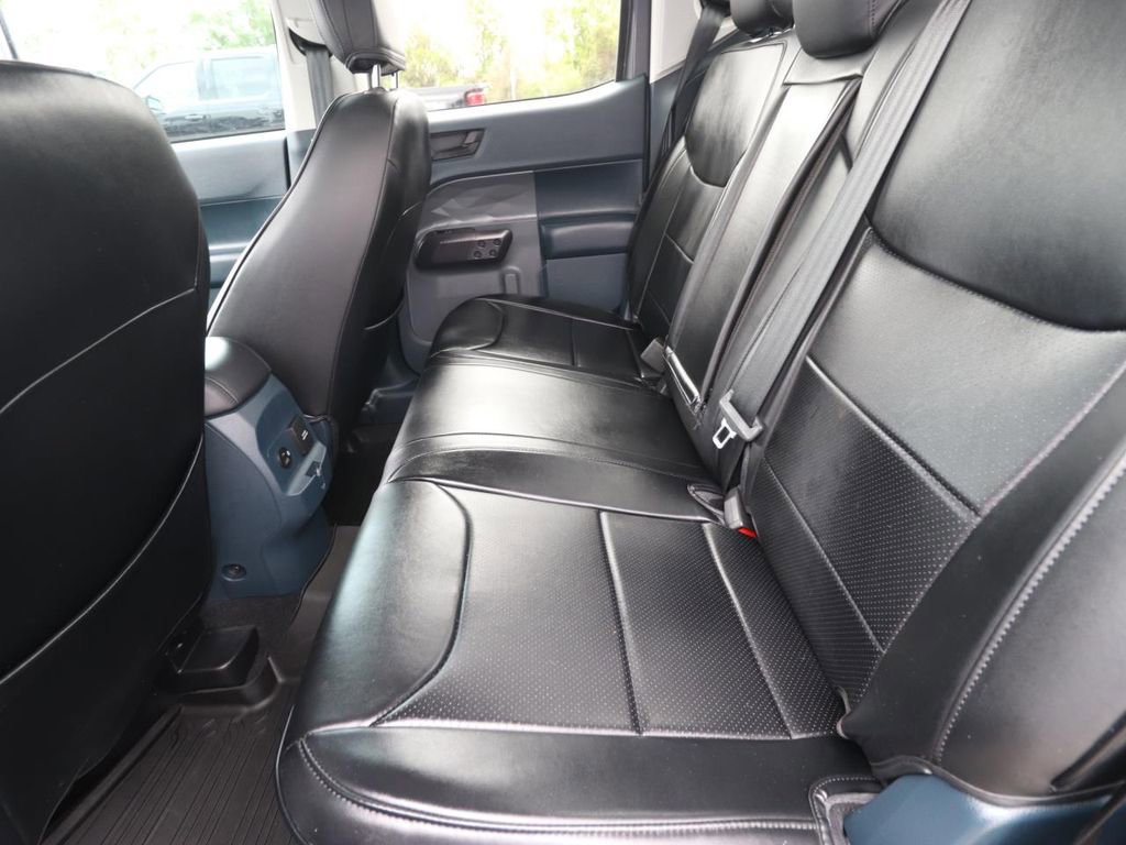 Certified 2023 Ford Maverick XLT w/ XLT Luxury Package image 13