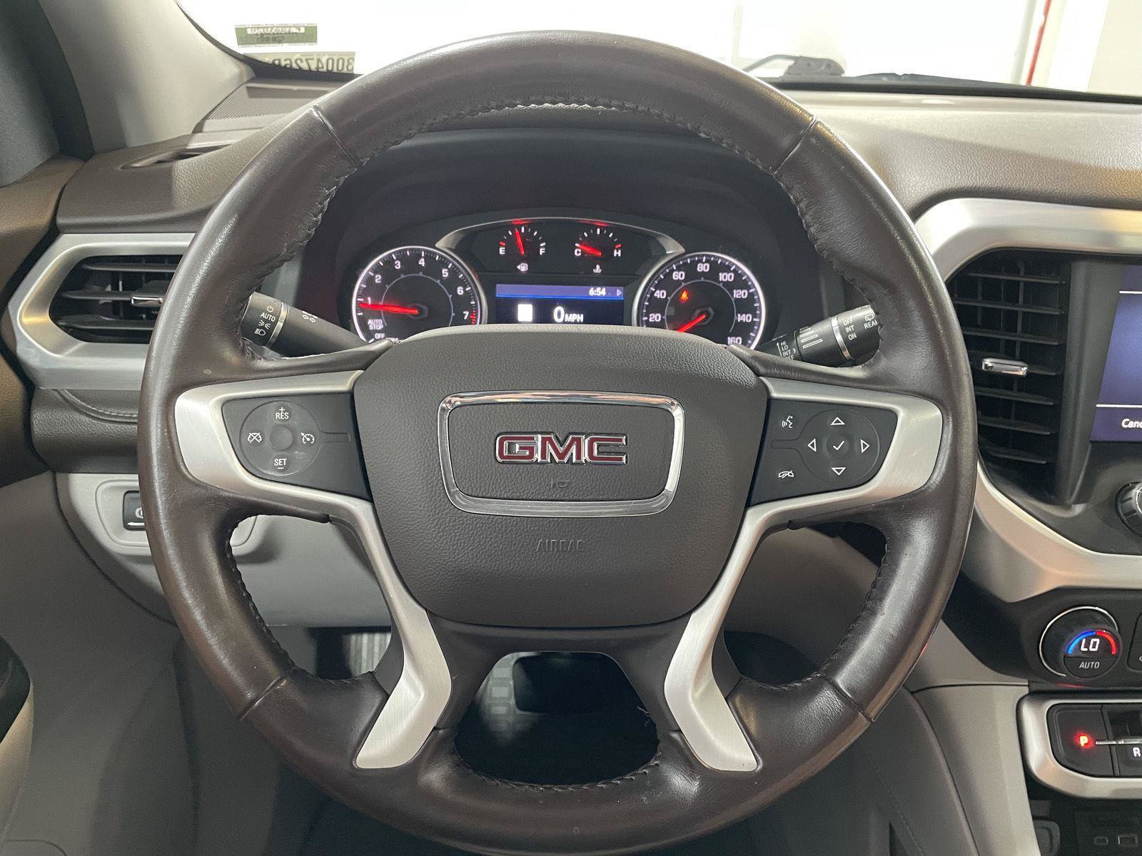 Used 2020 GMC Acadia SLT AWD/4WD image 12