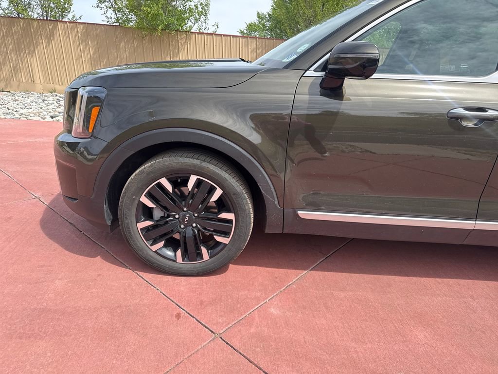 Used 2024 Kia Telluride SX Prestige AWD/4WD image 37