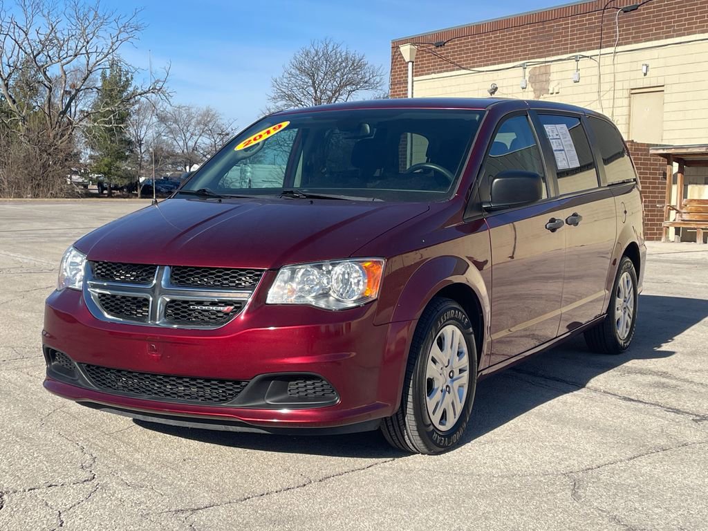 Used 2019 Dodge Grand Caravan SE image 1