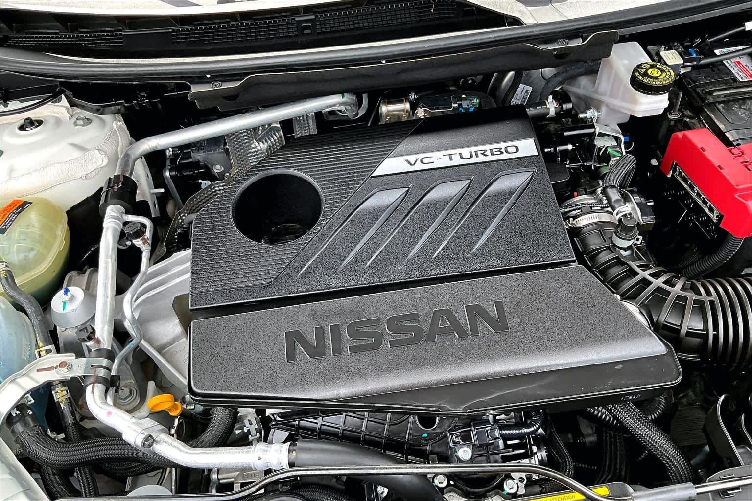 Used 2025 Nissan Rogue SV AWD/4WD image 33